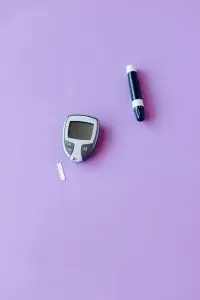 What should you check before buying a blood sugar supplement with an incomplete product page?