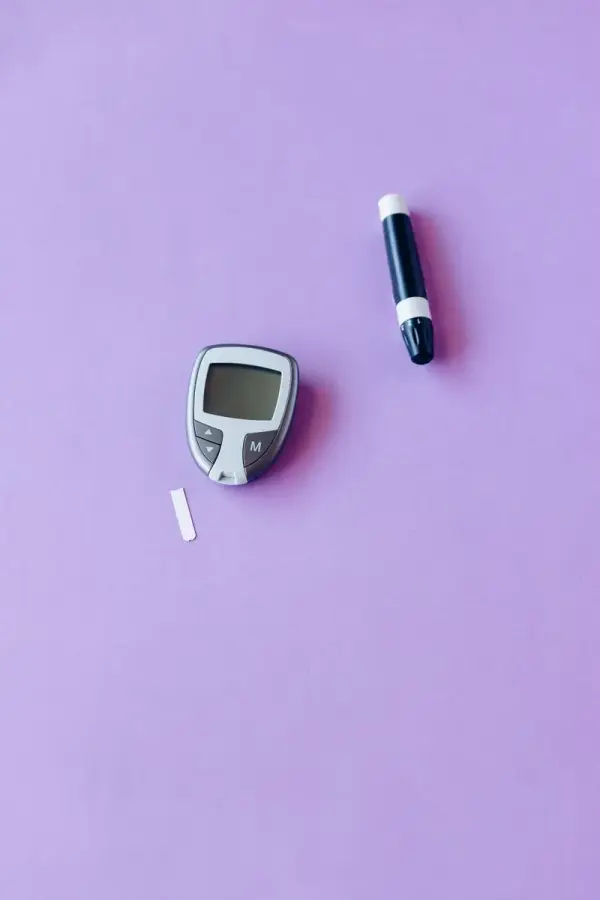 What should you check before buying a blood sugar supplement with an incomplete product page?